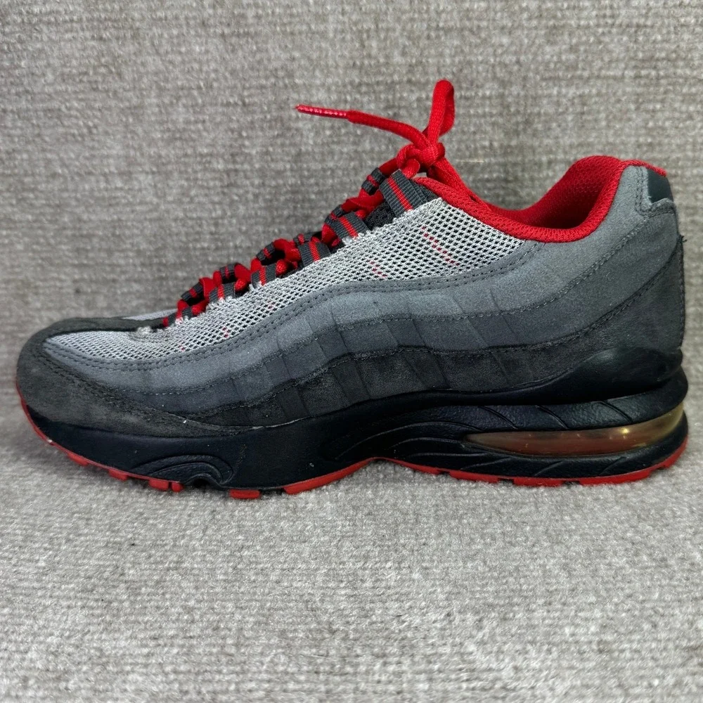 Nike Air Max 95 Kids 5Y Grey Red Athletic‎ Running Shoes 307565-069